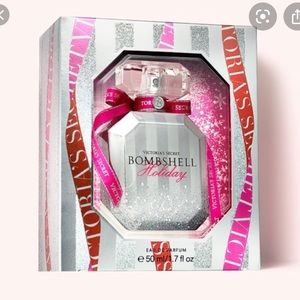 Victoria’s Secret Bombshell Holiday